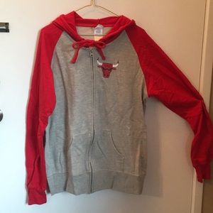 BRAND NEW Chicago Bulls Official NBA Hoodie🐮